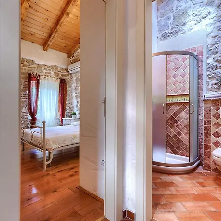 Petra By Interhome * Porec