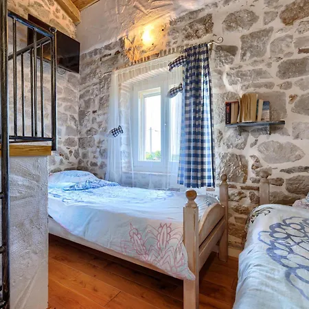 Petra By Interhome * Porec